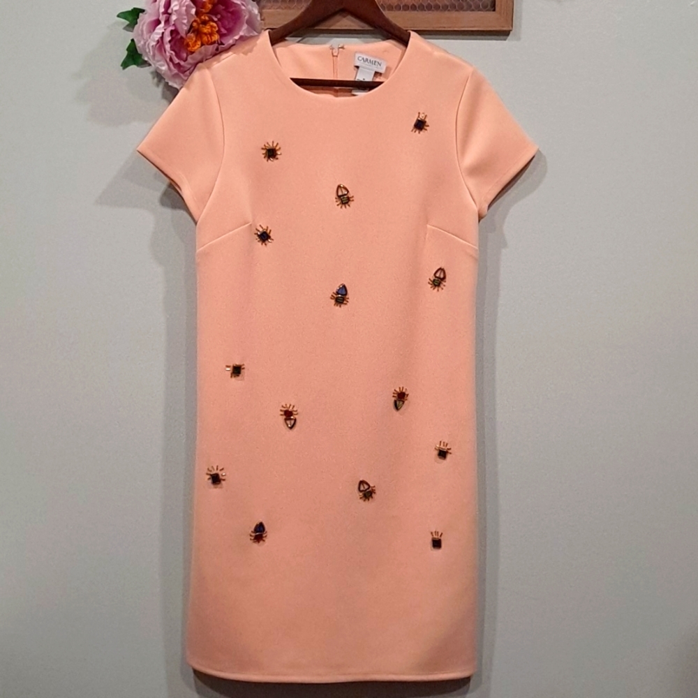 Carmen Marc  Valvo  delightful dress
